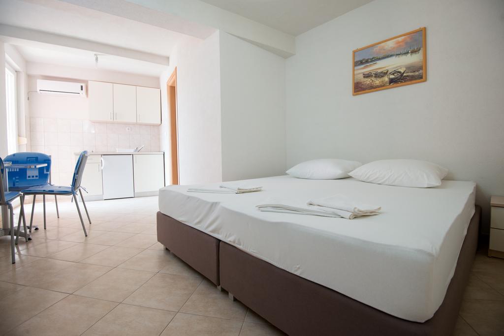Apartments Mampas Neum Habitación foto