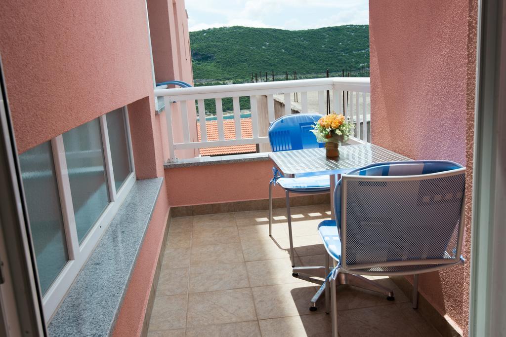 Apartments Mampas Neum Habitación foto